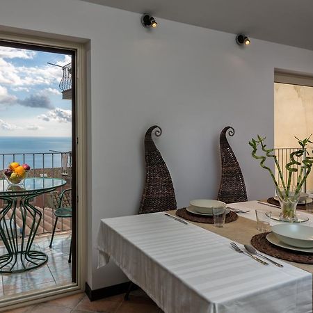 Giasone Apartments Таормина Экстерьер фото